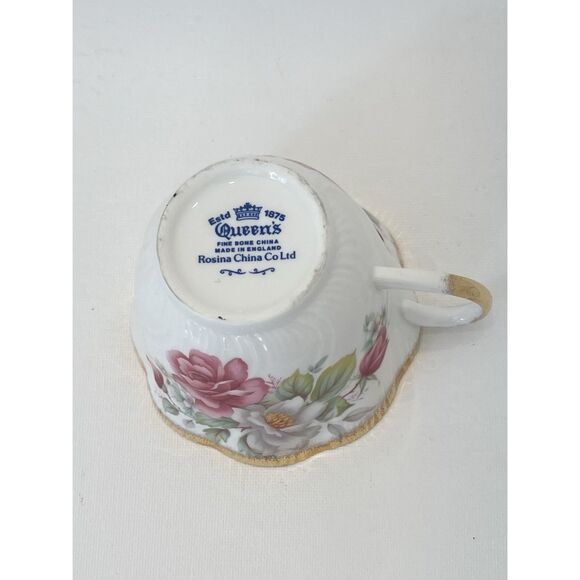 Queen's Rosina 1 Tea Cup & 1 Saucer Pink & White Cabbage Roses Gold Trim 1960s - Picture 3 of 6